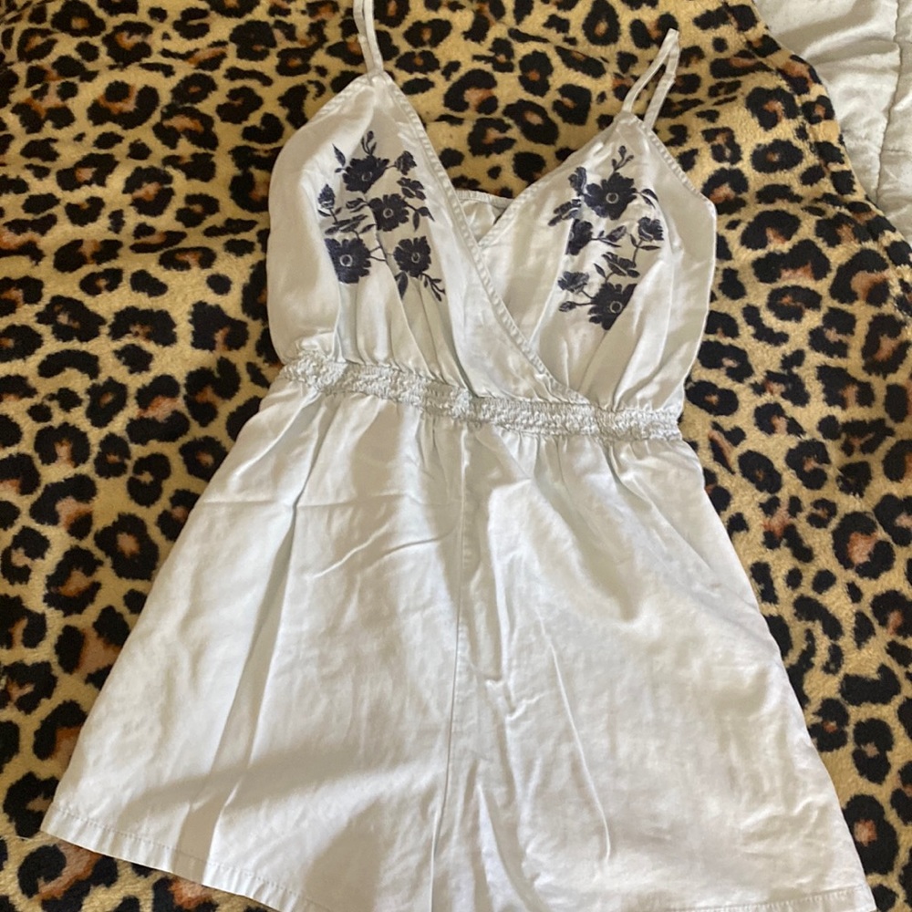 Cute white & navy romper
